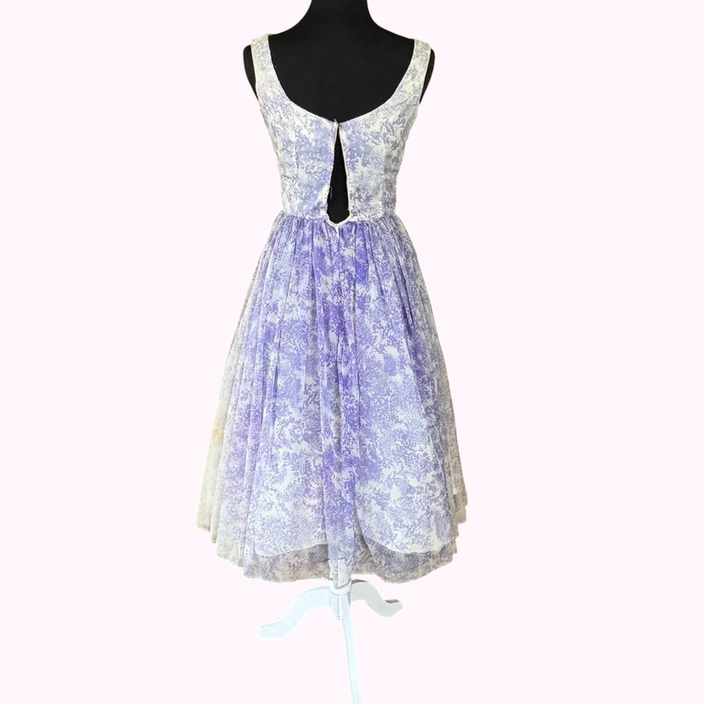 Vintage 1950s Floral Fit and Flare Dress Purple White Extra Small - Picture 4 of 12